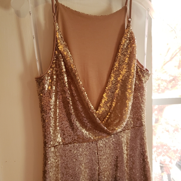 Rose Gold Sequins Gown (Lulus - M) - Picture 4 of 5